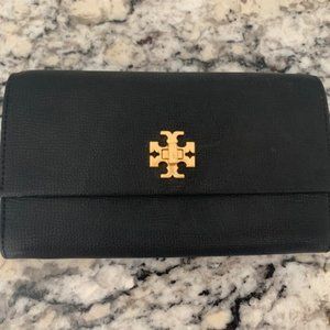 Tory Burch Kira Envelope Continental Wallet (NEW)